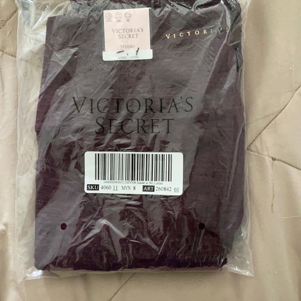 The best Victoria's secret leggings
